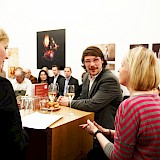 Salon-Gespräch "Über die Liaison von Kunst und Kulinarik mit Cornelia Poletto, Gabriele Heins undBenedict Caesar im Rahmen der „Aufgetischt!“-Ausstellung bei kulturreich, Foto: Sebastian Schupfner